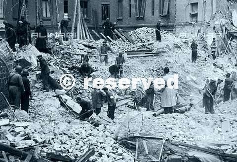 bombardamenti milano agosto 1943_ww2